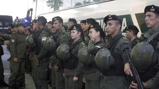 Personal de Gendarmería Nacional llegó a Rosario para reforzar la seguridad.