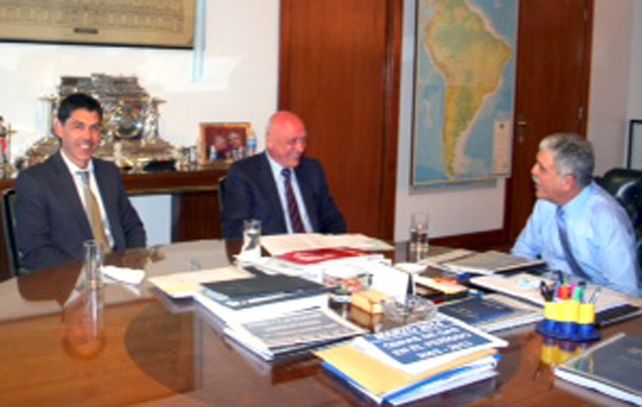 Ramos destacó el encuentro que mantuvo con el gobernador Bonfatti y con el ministro De Vido.