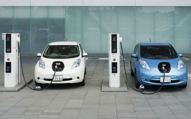 Futuro cercano. Las estaciones de carga eléctrica.