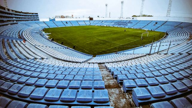 Un estadio de fútbol que está en dos ciudades al mismo tiempo