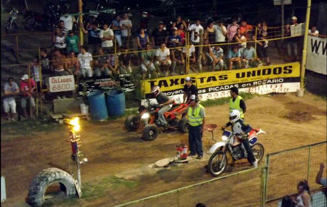 Tragedia. El picódromo ilegal de Ovidio Lagos al 6800 donde el 11 de febrero de 2012 se mató un joven.