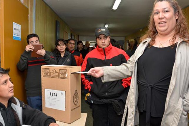 Trans presentaron un hábeas data para poder sufragar