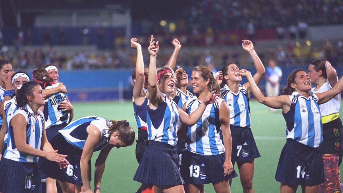Las Leonas cumplen 20 años de garra y mística