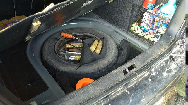 Tres integrantes de una misma familia presos por transportar droga