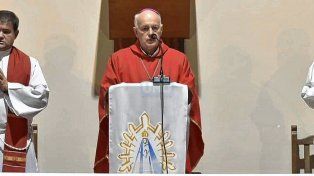 Puiggari. Concelebró la Eucaristía junto al párroco Jorge Fontana y al vicario parroquial Emanuel Del Castillo.