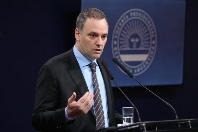 Manuel Adorni en conferencia de prensa