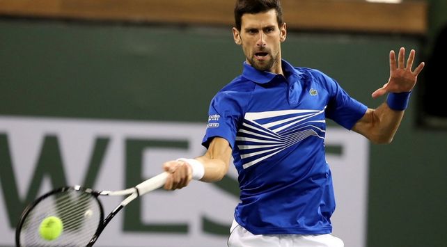 Novak Djokovic aceptó finalmente someterse a un test para saber si contrajo coronavirus.