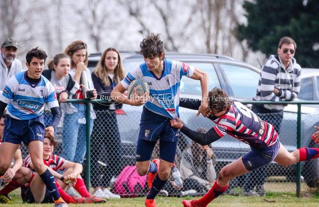 Alegrías repartidas en el clásico de juveniles