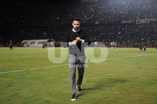 La sucesión de Eduardo Domínguez