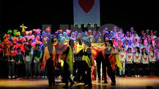 Más de 1.500 chicos de 57 escuelas, unidos por la música y la actuación
