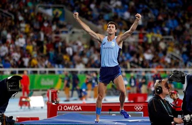 Chiaraviglio se coronó campeón sudamericano indoor en Bolivia