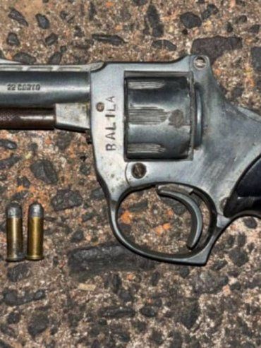 Detuvieron a una mujer armada tras provocar daños y amenazar a su ex en Paraná