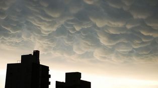Refresc&oacute; pero rige un alerta por vientos fuertes y tormentas para la provincia