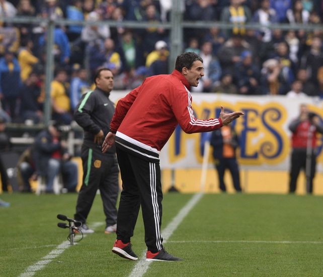 Juan Pablo Vojvoda fue el técnico ganador de la tarde en Arroyito