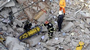 Identifican el cuerpo rescatado esta mañana y ya suman 19 las víctimas fatales por la explosión en Rosario