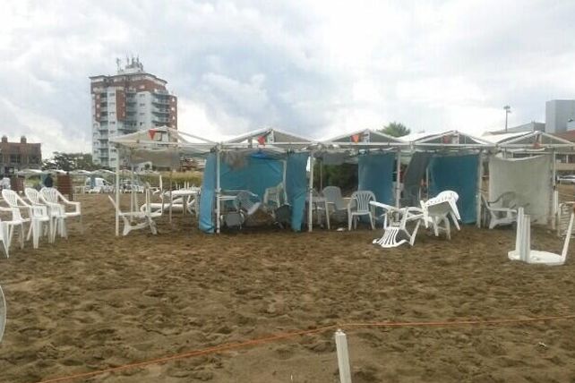 Tragedia en Gesell: tres muertos por la caída de un rayo