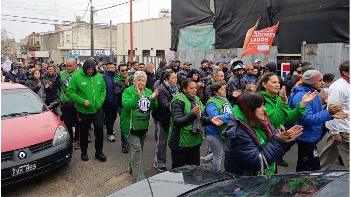 Granja Tres Arroyos: Sin acuerdo la audiencia en Trabajo pasó a cuarto intermedio