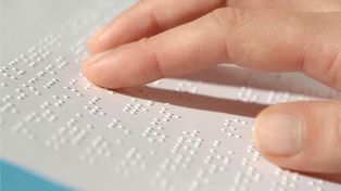 Las personas con discapacidad visual podrían leer sus impuestos