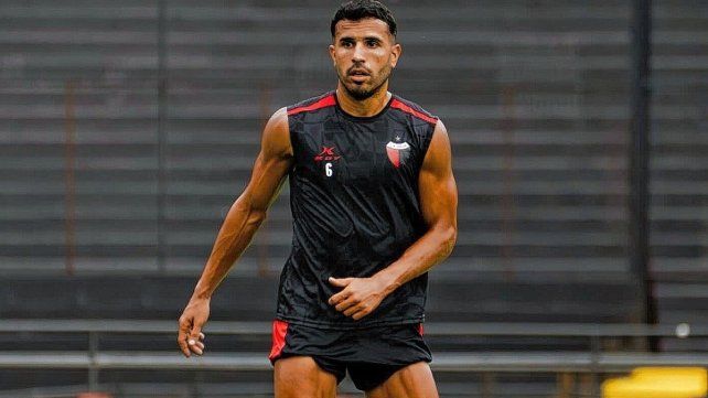 Pier Barrios habló de la responsabilidad que implica jugar en Colón.