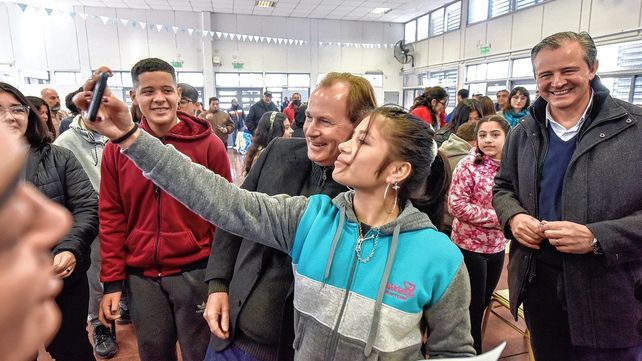 Bordet: Nuestro objetivo es dotar a las escuelas de infraestructura adecuada