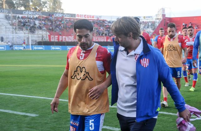 Nelson Acevedo, en capilla en Unión para visitar a Boca