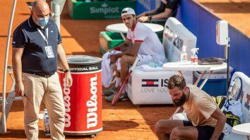 El tenista Benoit Paire protagonizó un papelón en el Argentina Open El tenista Benoit Paire protagonizó un papelón en el Argentina Open