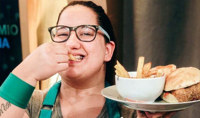 Sedujo al público. Chili participó en la primera y la octavo temporada del programa.&nbsp;