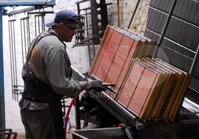 Preocupa a Came el impacto del aumento de la luz en las pyme