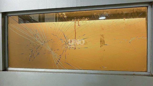 Los destrozos provocados ene l hospital Iturraspe por parte de los parientes del hombre asesinado en San Agustín&nbsp;
