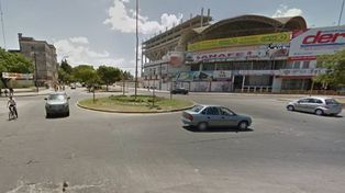 Operativo de tránsito por la  obra de remodelación de la rotonda frente al Club Unión