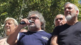 Paro y conciliación obligatoria: aceiteros de San Lorenzo afirman que la lucha continúa