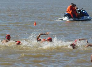 Continúa el circuito local de aguas abiertas