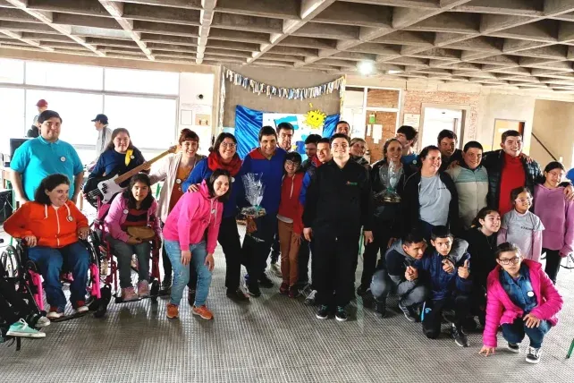 La Escuela Helen Keller fue el espacio para un encuentro musical