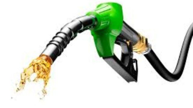 Las petroleras se alinearon con YPF y mantendrán estables los precios de los combustibles