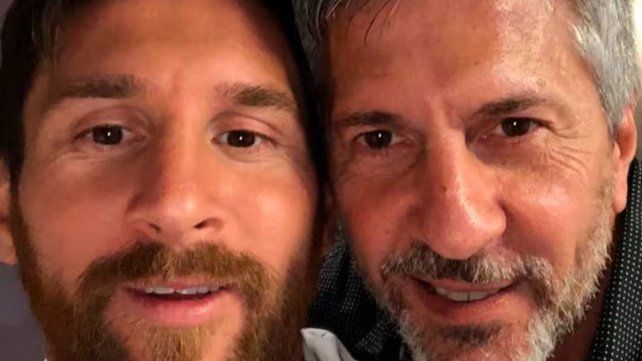 Lionel Messi junto a su padre