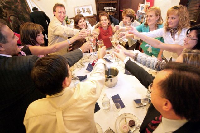 Las cenas navideñas cuestan desde 135 pesos en los restoranes santafesinos