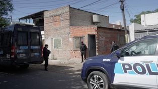 Detuvieron a Frentudo y a otras seis personas en un operativo en Parque Casas