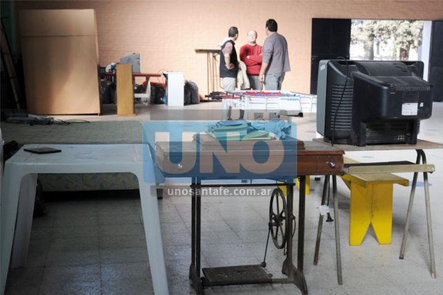 Por un incendio en el monoblock 7 en Barrio Acería evacuaron a 25 personas