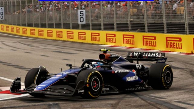 Franco Colapinto, con el Williams, en la noche de Singapur, su tercera clasificación en Fórmula Uno.