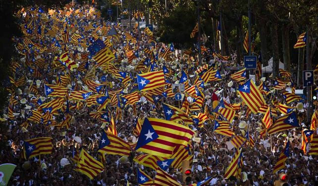 marea catalana. La Diada en Barcelona fue nuevamente multitudinaria. Hubo otras en el resto de la región.