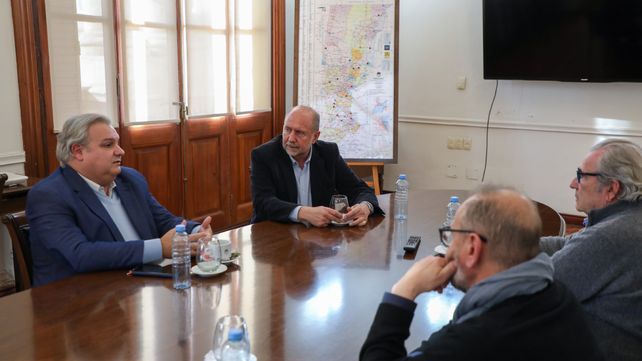 Perotti y Farías se reunieron para saldar las diferencias por los convenios de la deuda y de Afip