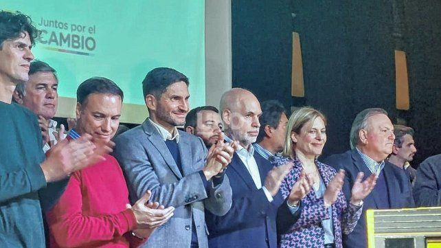Larreta y Lousteau estuvieron presentes en el bunker de Pullaro. Macri