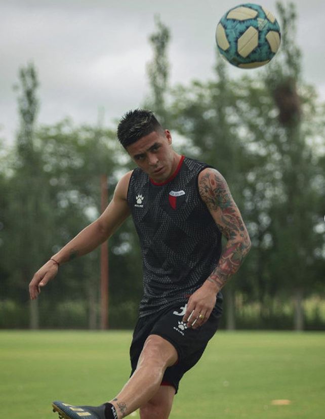 ¿Por qué Brian Fernández faltó a los dos últimos entrenamientos de Colón?