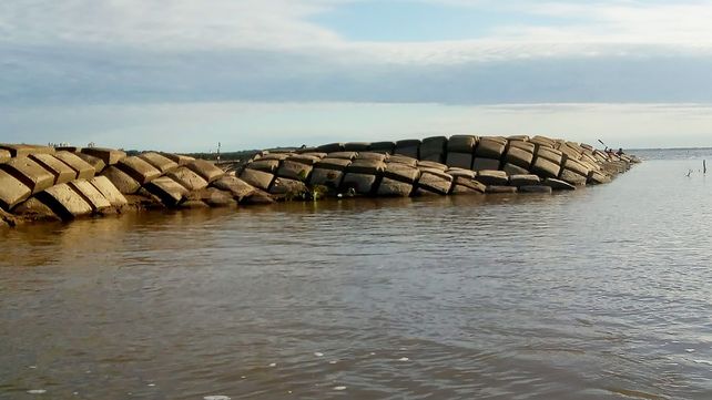 Por la bajante comenzaron a monitorear el túnel subfluvia que une Paraná y Santa Fe