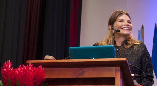 La profesora Margaret Rose Grigsby, directora a cargo del estudio en toda la región.