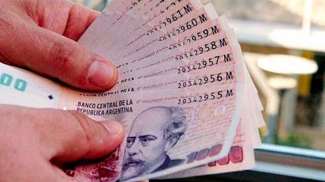 El gobierno oficializó este miércoles que el salario mínimo