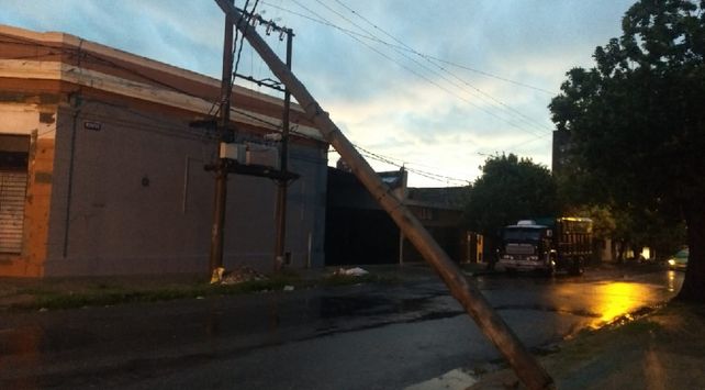Poste Moreno y Zavalla