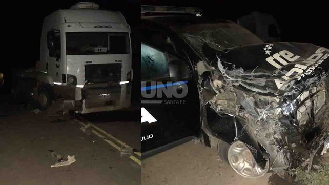 Violento choque entre un camión y un patrullero: tres policías heridos