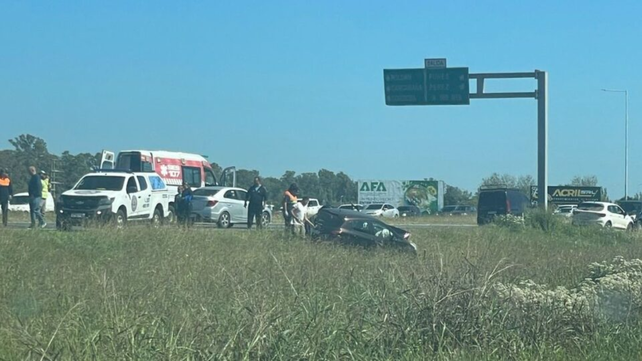 Hay importantes demoras en la autopista Rosario-Córdoba por un choque múltiple.