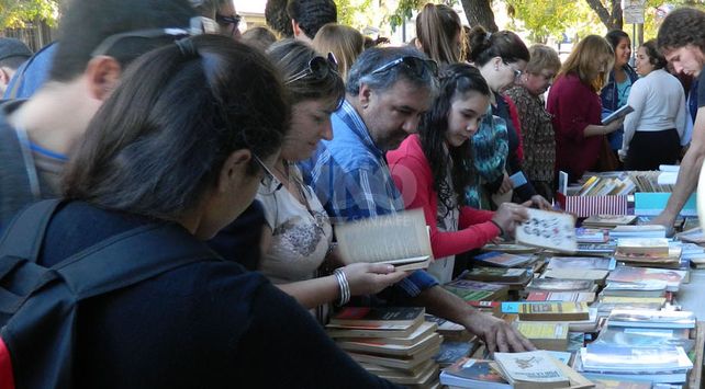 Lanzan III Octubre Literario: “Literatura: Arte y Tecnología”